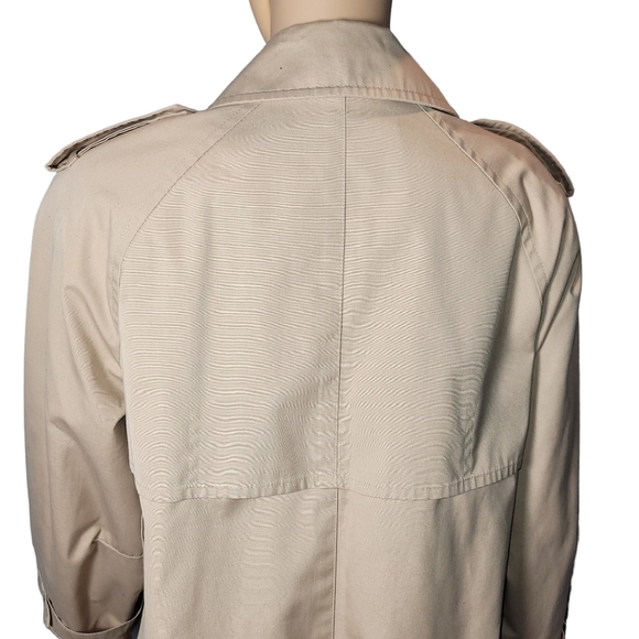 London Fog lined Trench / Rain Coat Made in USA Womens 6PET Excellent Like New - Picture 5 of 11